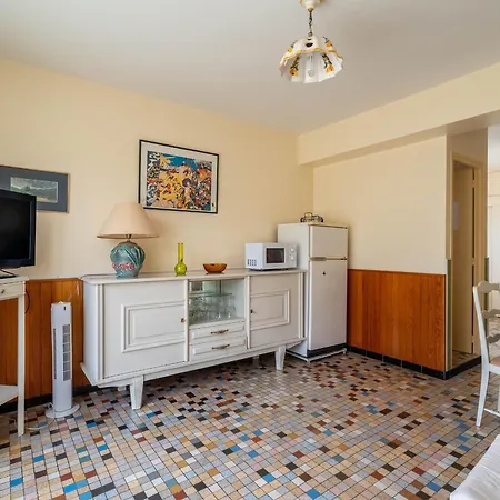 Apartment 4 Pers, Pieds Des Pistes Cyclables, Terrasse, Bbq, Proche Plages Et Activites - Fr-1-50-107 *